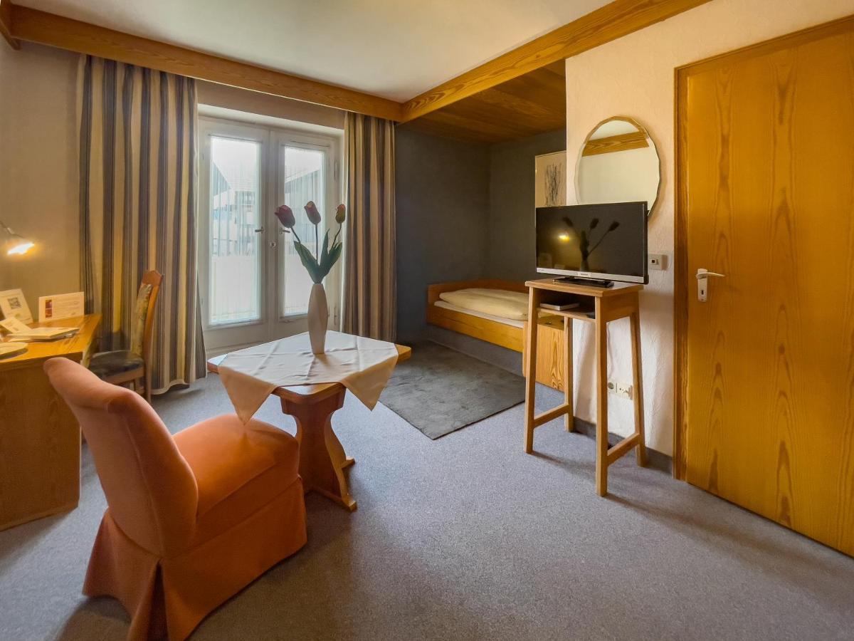 Kneipp-Kurhotel Emilie Bad Wörishofen Buitenkant foto